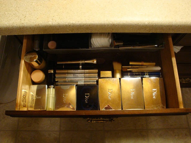 makeup.jpg